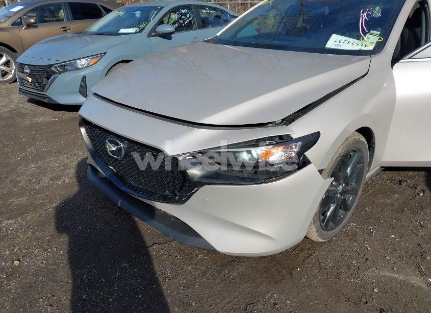 Photo 6 of 2024 Mazda Mazda3 2.5 S SELECT SPORT (VIN JM1BPAKM5R1722226)