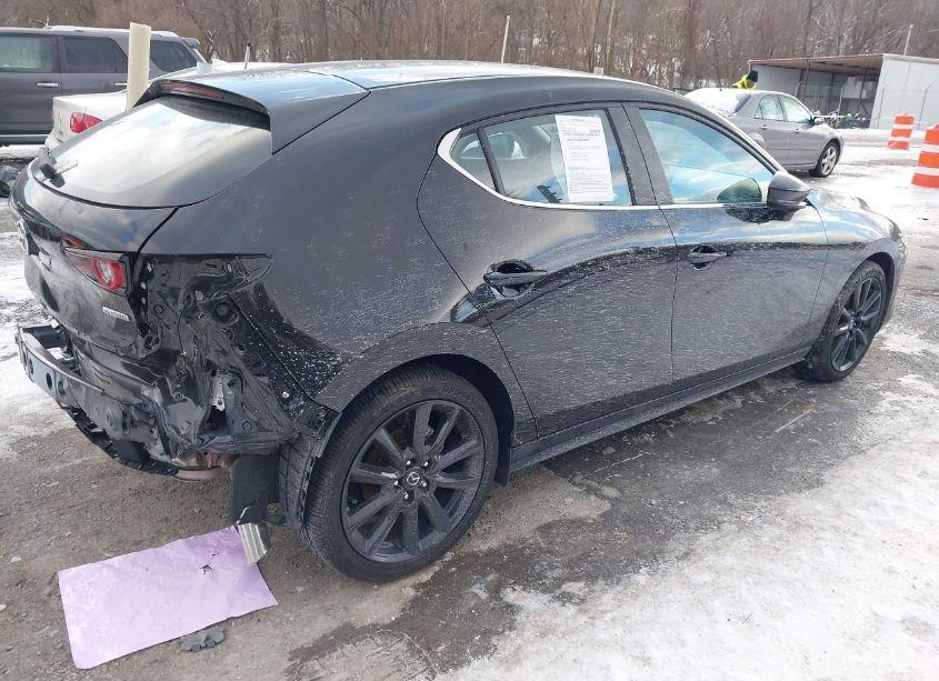 Photo 4 of 2024 Mazda Mazda3 2.5 S SELECT SPORT (VIN JM1BPAKM7R1700213)