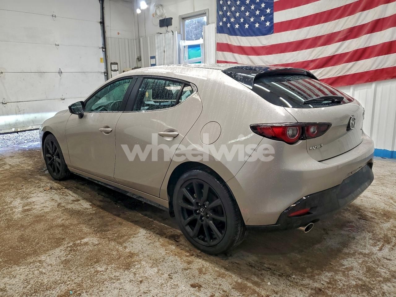 Photo 2 of 2024 MAZDA 3 SELECT SPORT (VIN JM1BPAKM9R1714016)