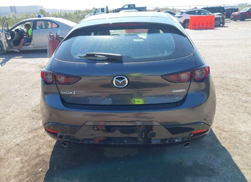 Photo 16 of 2021 Mazda Mazda3 PREFERRED (VIN JM1BPALL3M1404166)