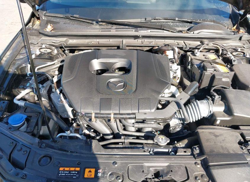 Photo 10 of 2024 Mazda Mazda3 2.5 S PREFERRED (VIN JM1BPALM2R1709738)