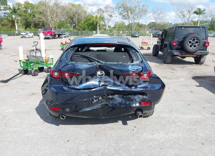 Photo 16 of 2023 Mazda Mazda3 2.5 S PREFERRED (VIN JM1BPALM3P1610679)