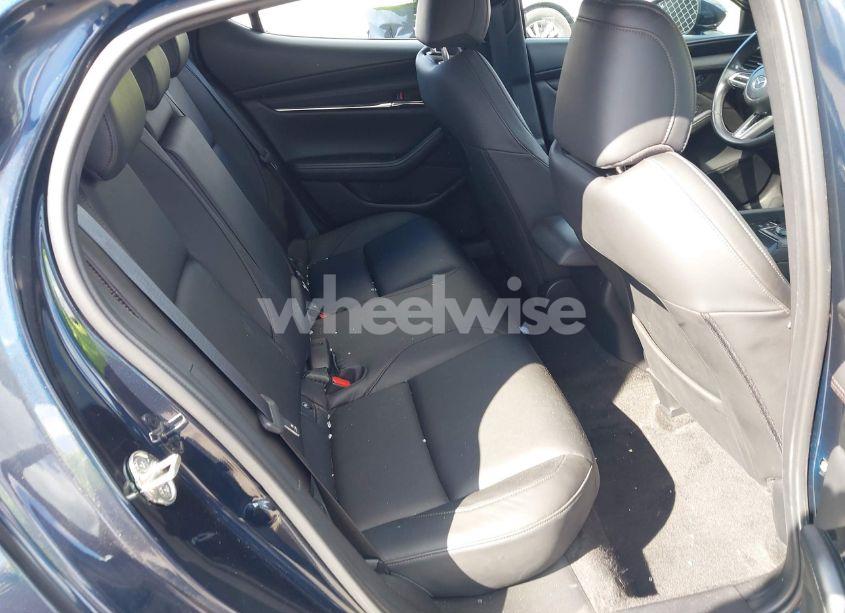 Photo 8 of 2023 Mazda Mazda3 2.5 S PREFERRED (VIN JM1BPALM3P1610679)