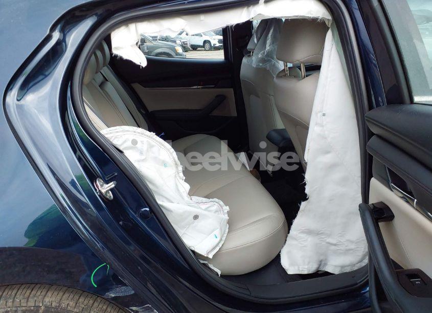 Photo 8 of 2024 Mazda Mazda3 2.5 S PREFERRED (VIN JM1BPALM3R1655012)