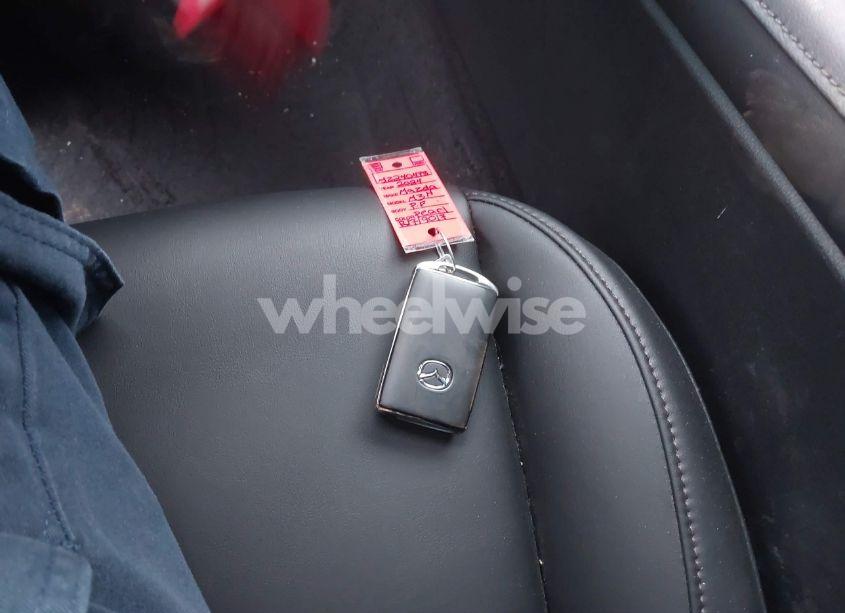 Photo 11 of 2024 Mazda Mazda3 2.5 S PREFERRED (VIN JM1BPALM5R1719017)