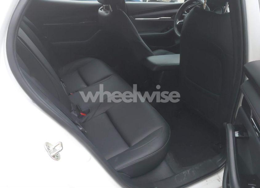 Photo 8 of 2024 Mazda Mazda3 2.5 S PREFERRED (VIN JM1BPALM5R1719017)