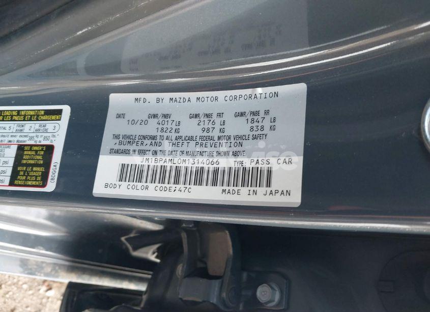 Photo 9 of 2021 Mazda Mazda3 PREMIUM (VIN JM1BPAML0M1314066)