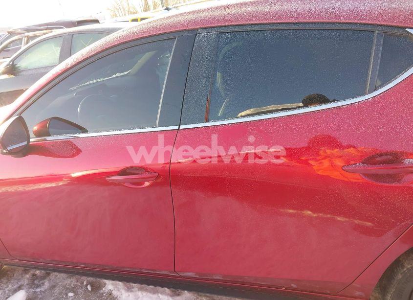 Photo 14 of 2022 Mazda Mazda3 PREMIUM (VIN JM1BPAML1N1515069)