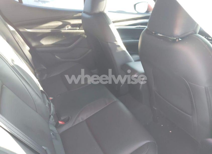 Photo 8 of 2022 Mazda Mazda3 PREMIUM (VIN JM1BPAML1N1515069)