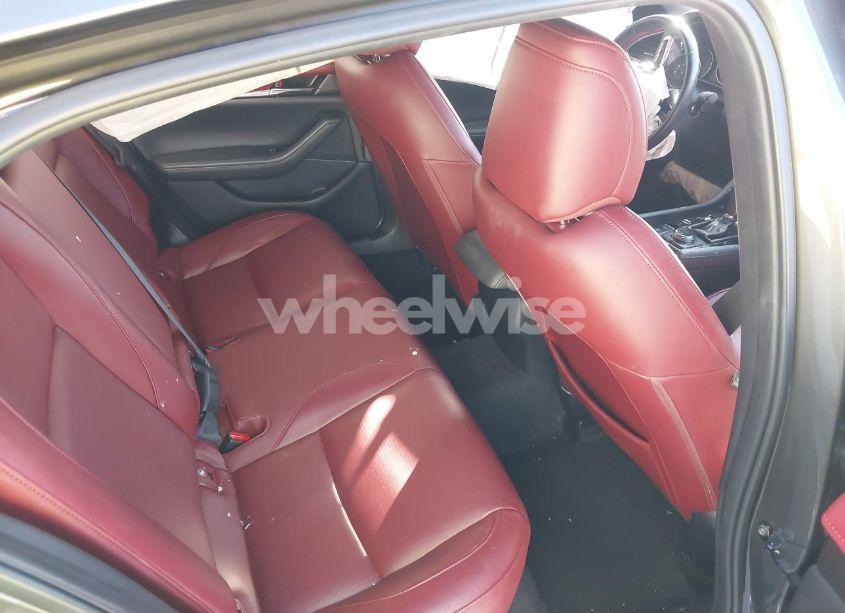 Photo 8 of 2021 Mazda Mazda3 PREMIUM (VIN JM1BPAML2M1340149)