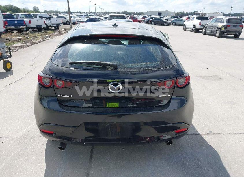 Photo 16 of 2021 Mazda Mazda3 PREMIUM (VIN JM1BPAML5M1347080)