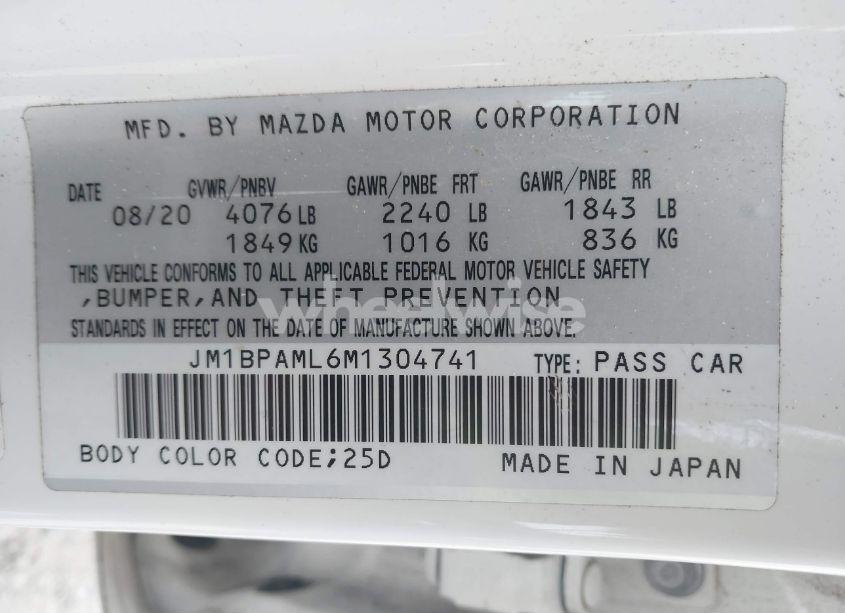 Photo 9 of 2021 Mazda Mazda3 PREMIUM (VIN JM1BPAML6M1304741)