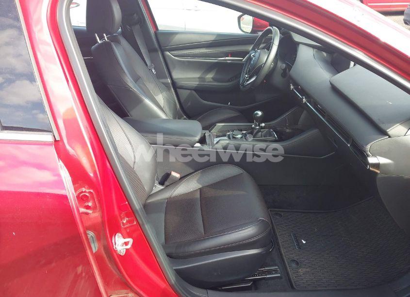 Photo 5 of 2023 Mazda Mazda3 2.5 S PREMIUM (VIN JM1BPAMM5P1600394)