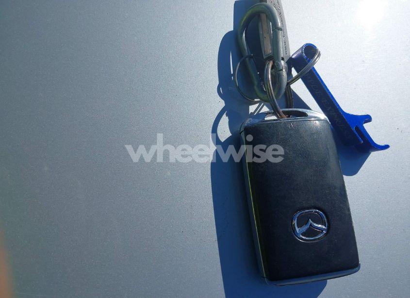 Photo 11 of 2019 Mazda Mazda3 PREMIUM PACKAGE (VIN JM1BPANM5K1134974)