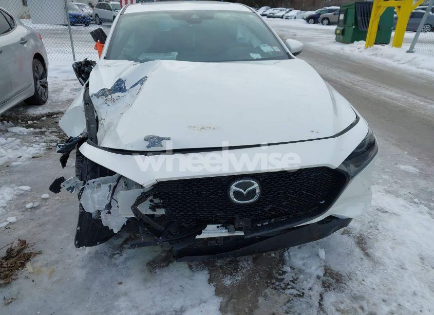 Photo 6 of 2019 Mazda Mazda3 PREMIUM PACKAGE (VIN JM1BPANM5K1134974)