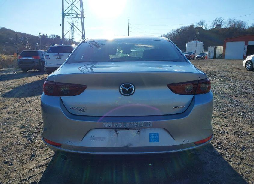 Photo 16 of 2019 Mazda Mazda3 SELECT PACKAGE (VIN JM1BPBAM8K1116996)