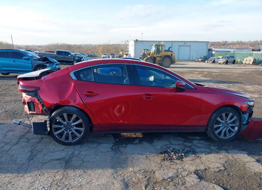 Photo 13 of 2021 Mazda Mazda3 (VIN JM1BPBBL1M1339549)