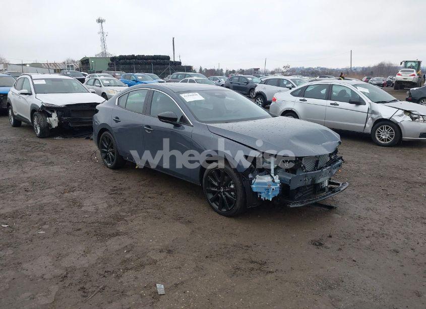 2025 Mazda Mazda3 2.5 S CARBON EDITION (VIN JM1BPBCM4S1760993) main photo