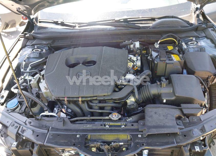 Photo 10 of 2025 Mazda Mazda3 2.5 S CARBON EDITION (VIN JM1BPBCM7S1768750)