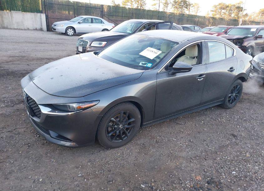 Photo 2 of 2019 Mazda Mazda3 PREMIUM PACKAGE (VIN JM1BPBEM4K1117847)