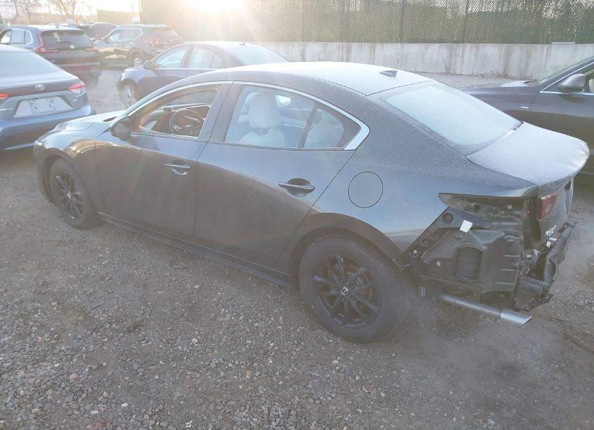 Photo 3 of 2019 Mazda Mazda3 PREMIUM PACKAGE (VIN JM1BPBEM4K1117847)