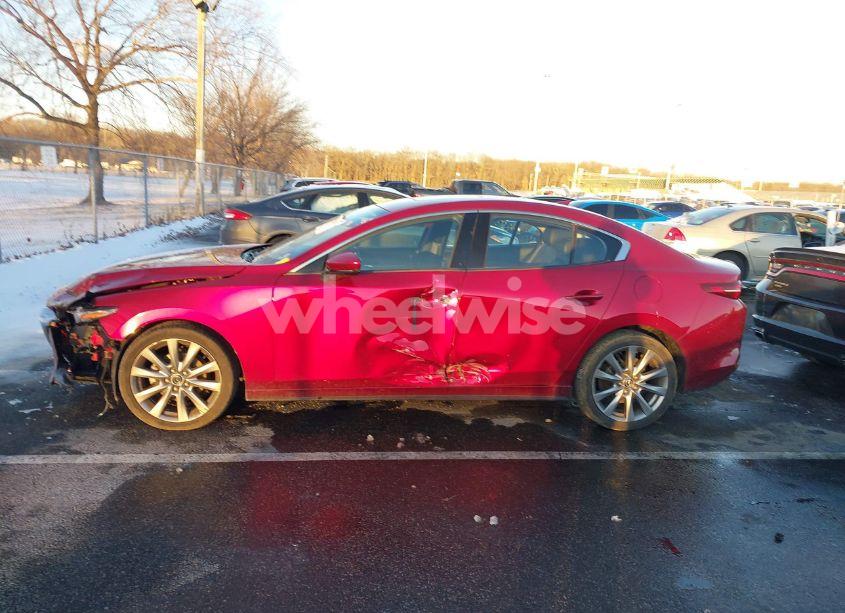 Photo 15 of 2019 Mazda Mazda3 PREMIUM PACKAGE (VIN JM1BPBEM4K1123891)