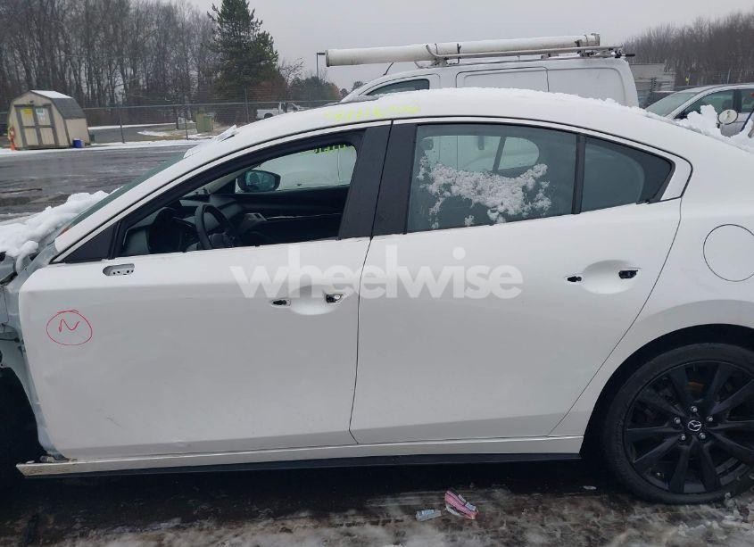 Photo 15 of 2021 Mazda Mazda3 2.5 TURBO PREMIUM PLUS (VIN JM1BPBEY3M1334036)