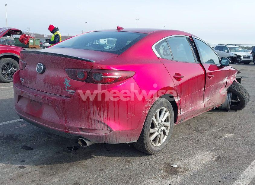 Photo 4 of 2021 Mazda Mazda3 (VIN JM1BPBEYXM1316925)