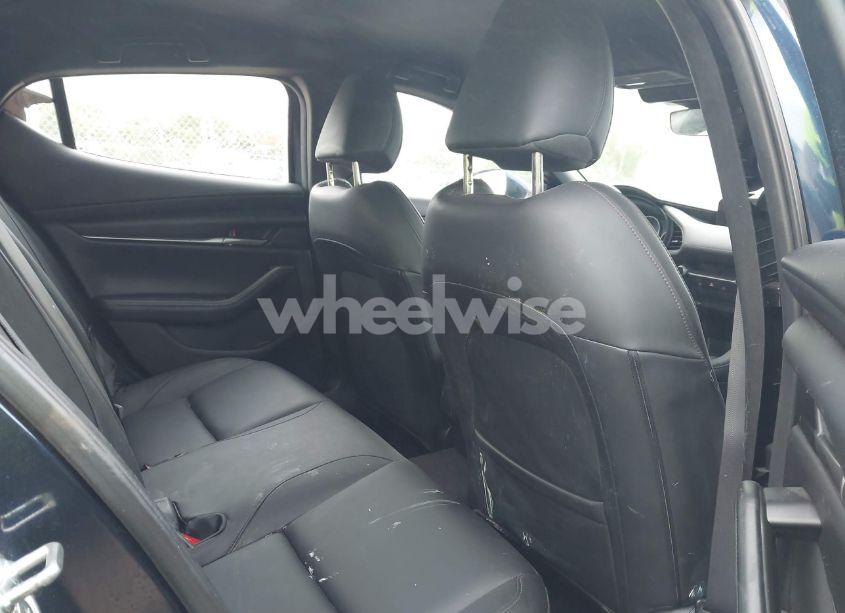 Photo 8 of 2021 Mazda Mazda3 HATCHBACK SELECT (VIN JM1BPBKL1M1308883)