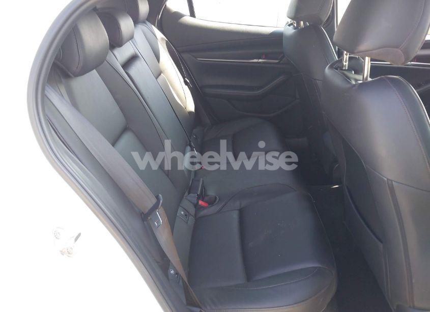 Photo 8 of 2021 Mazda Mazda3 HATCHBACK SELECT (VIN JM1BPBKL4M1313527)