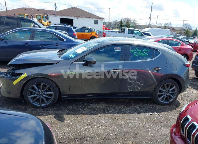 Photo 15 of 2021 Mazda Mazda3 HATCHBACK SELECT (VIN JM1BPBKLXM1337797)