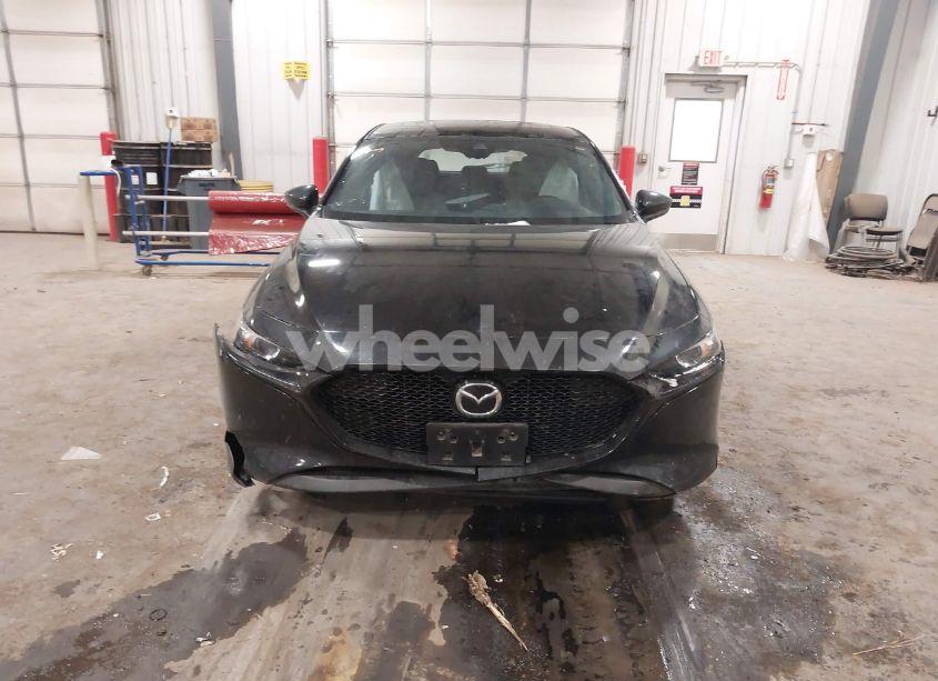 Photo 12 of 2021 Mazda Mazda3 PREFERRED (VIN JM1BPBLL2M1402821)