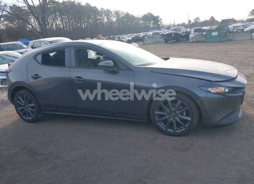 Photo 13 of 2021 Mazda Mazda3 HATCHBACK PREFERRED (VIN JM1BPBLLXM1403313)