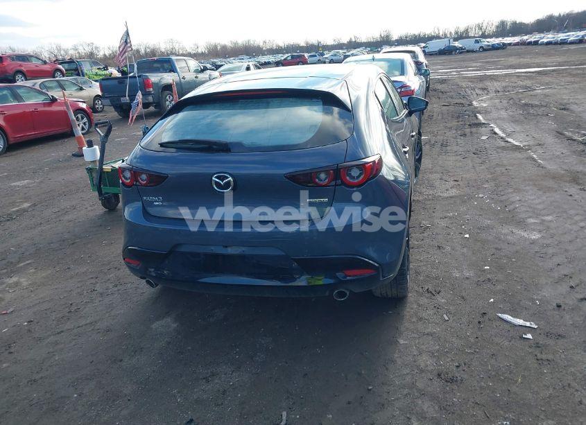 Photo 16 of 2024 Mazda Mazda3 HATCHBACK 2.5 S CARBON EDITION (VIN JM1BPBLM4R1701811)