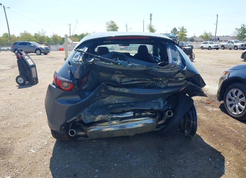 Photo 6 of 2024 Mazda Mazda3 2.5 S CARBON EDITION (VIN JM1BPBLM8R1709992)