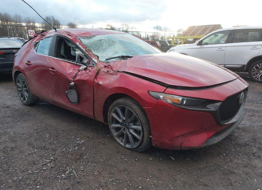 2020 Mazda Mazda3 (VIN JM1BPBLMXL1176180) main photo