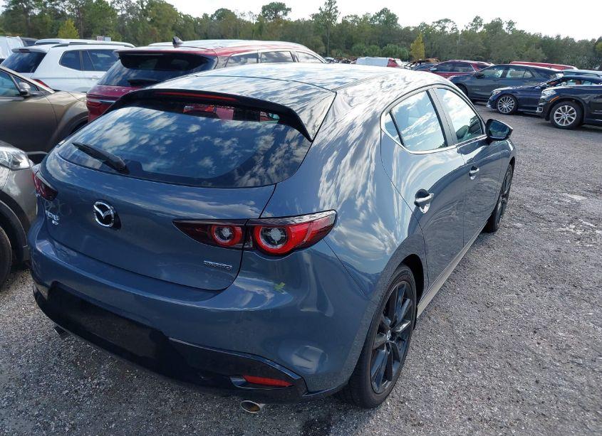 Photo 4 of 2024 Mazda Mazda3 2.5 S CARBON EDITION (VIN JM1BPBLMXR1658592)