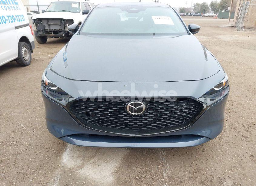 Photo 6 of 2024 Mazda Mazda3 2.5 S CARBON EDITION (VIN JM1BPBLMXR1721299)