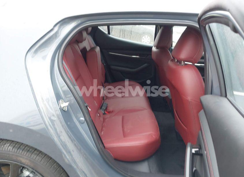 Photo 8 of 2024 Mazda Mazda3 2.5 S CARBON EDITION (VIN JM1BPBLMXR1721299)