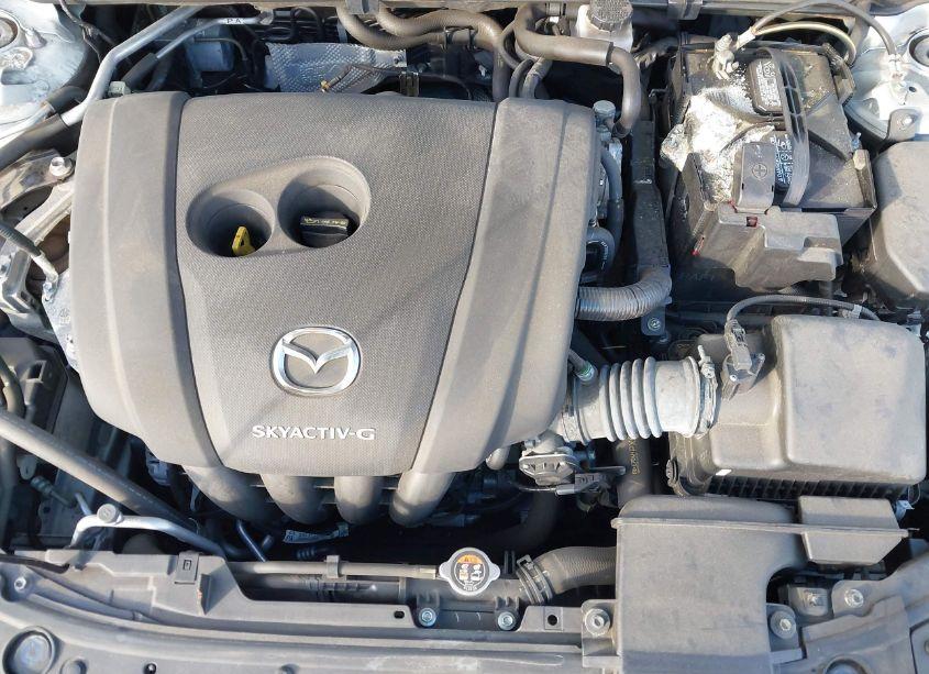 Photo 10 of 2021 Mazda Mazda3 PREMIUM (VIN JM1BPBML1M1315619)