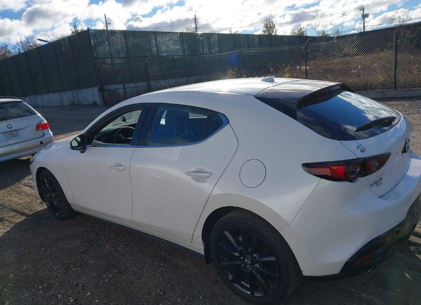 Photo 15 of 2021 Mazda Mazda3 PREMIUM (VIN JM1BPBML1M1315619)