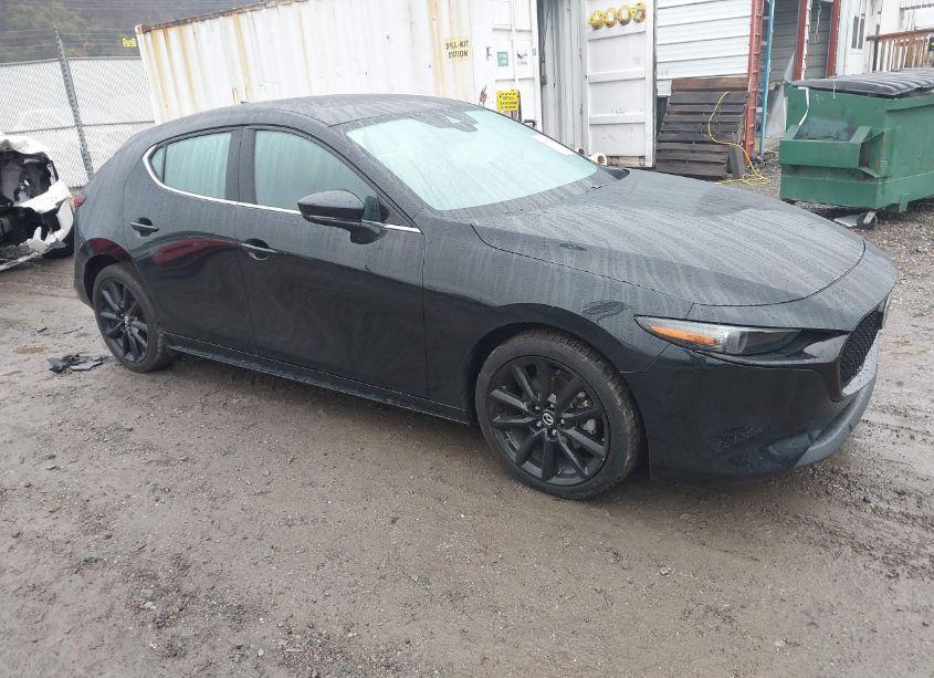 2021 Mazda Mazda3 PREMIUM (VIN JM1BPBML2M1314978) main photo