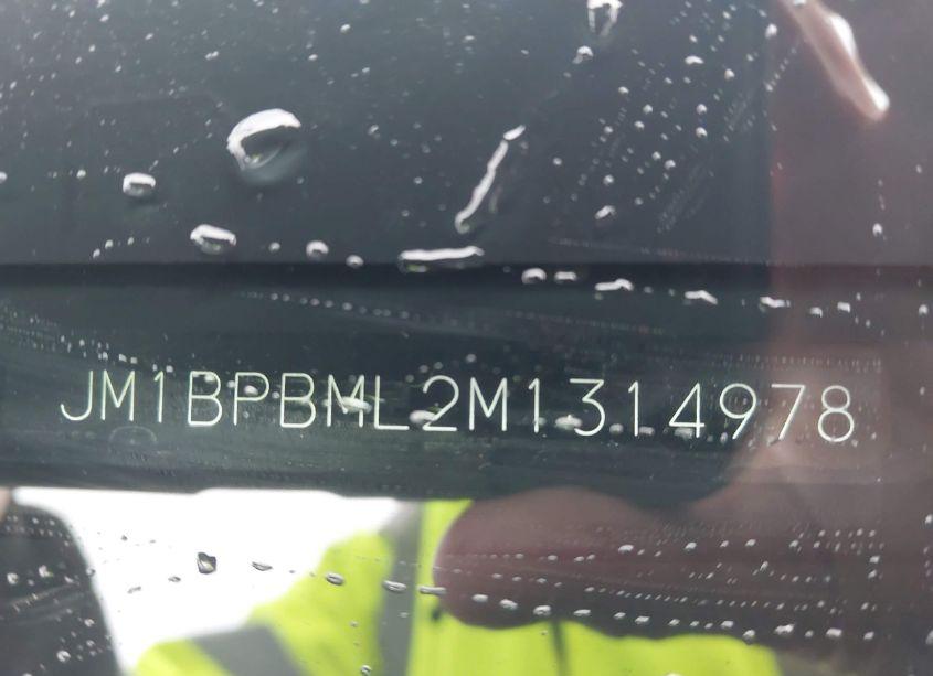 Photo 9 of 2021 Mazda Mazda3 PREMIUM (VIN JM1BPBML2M1314978)