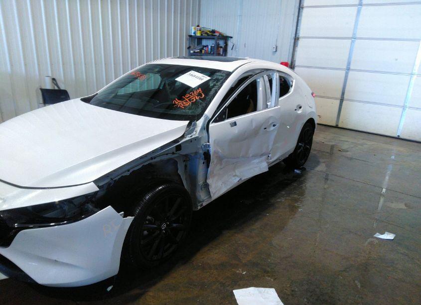 Photo 6 of 2021 Mazda Mazda3 HATCHBACK PREMIUM (VIN JM1BPBML2M1347401)