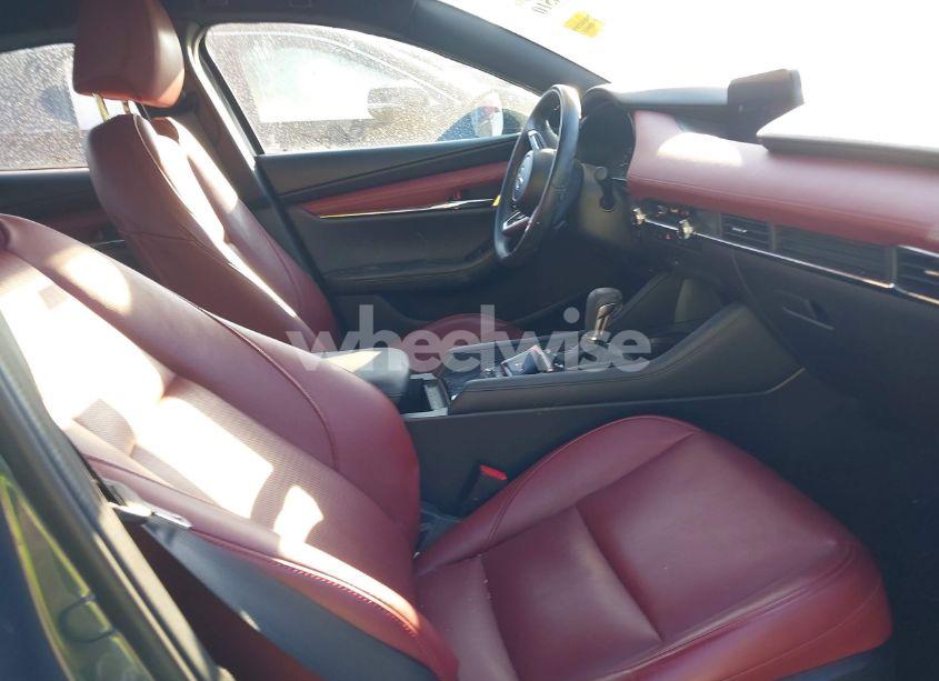 Photo 5 of 2021 Mazda Mazda3 HATCHBACK PREMIUM (VIN JM1BPBML7M1339570)