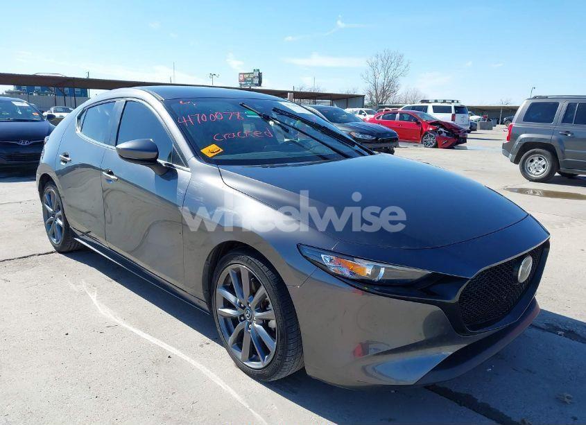 2019 Mazda Mazda3 HATCHBACK PREFERRED PACKAGE (VIN JM1BPBMM0K1133691) main photo