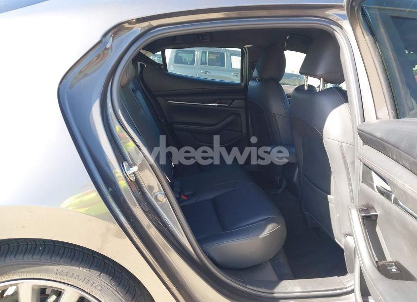 Photo 8 of 2019 Mazda Mazda3 HATCHBACK PREFERRED PACKAGE (VIN JM1BPBMM0K1133691)