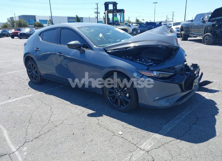 2023 Mazda Mazda3 HATCHBACK 2.5 S PREMIUM (VIN JM1BPBMM3P1610167) main photo