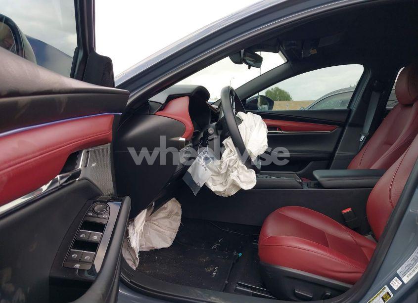 Photo 5 of 2023 Mazda Mazda3 HATCHBACK 2.5 S PREMIUM (VIN JM1BPBMM3P1610167)