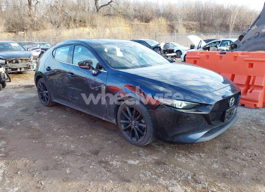 2019 Mazda Mazda3 HATCHBACK PREMIUM PACKAGE (VIN JM1BPBNM0K1133351) main photo
